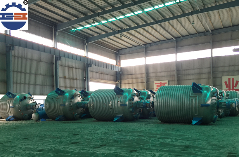 不銹鋼反應釜成套設備 不銹鋼反應釜成套設備