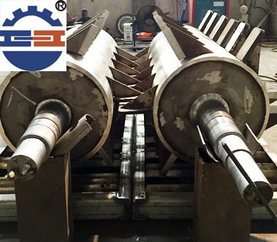 真空耙式干燥機內(nèi)部結(jié)構(gòu) 真空耙式干燥機內(nèi)部結(jié)構(gòu)